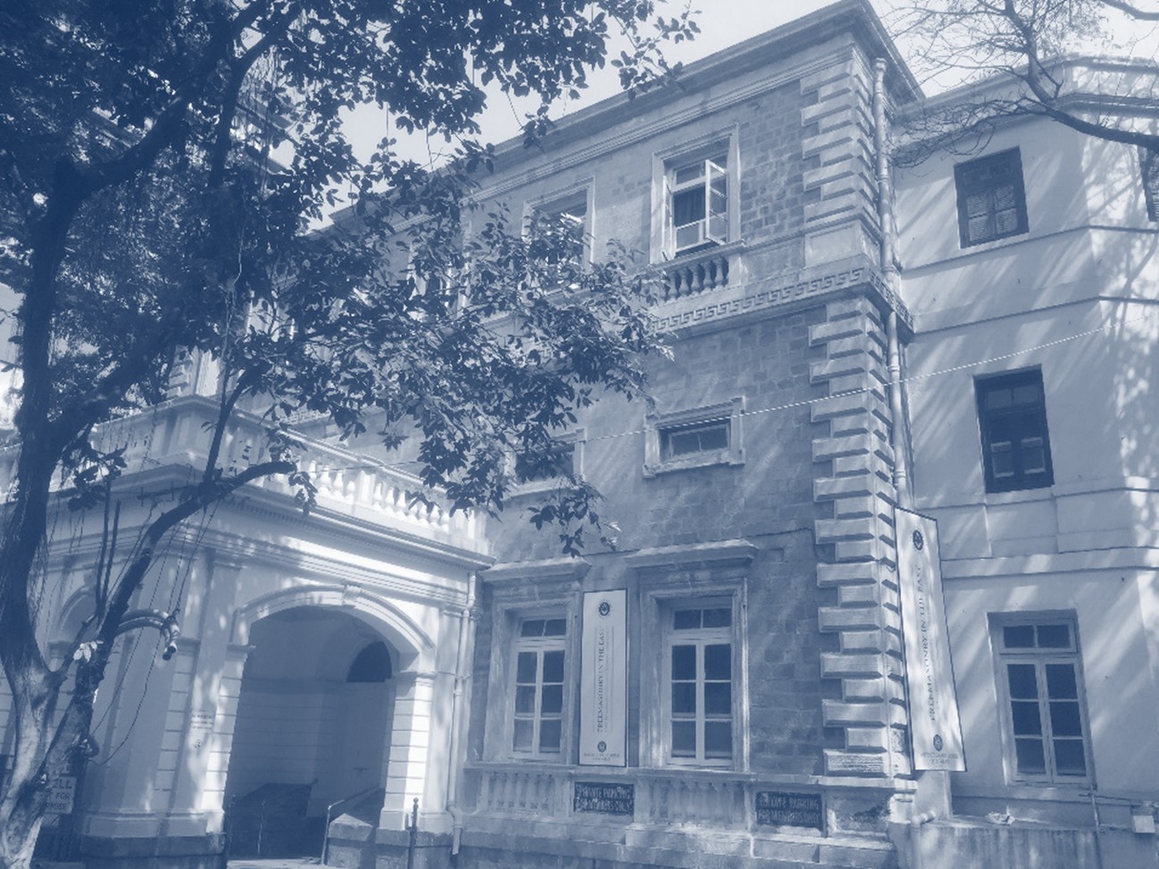 Freemasons' Hall, Mumbai - Exterior